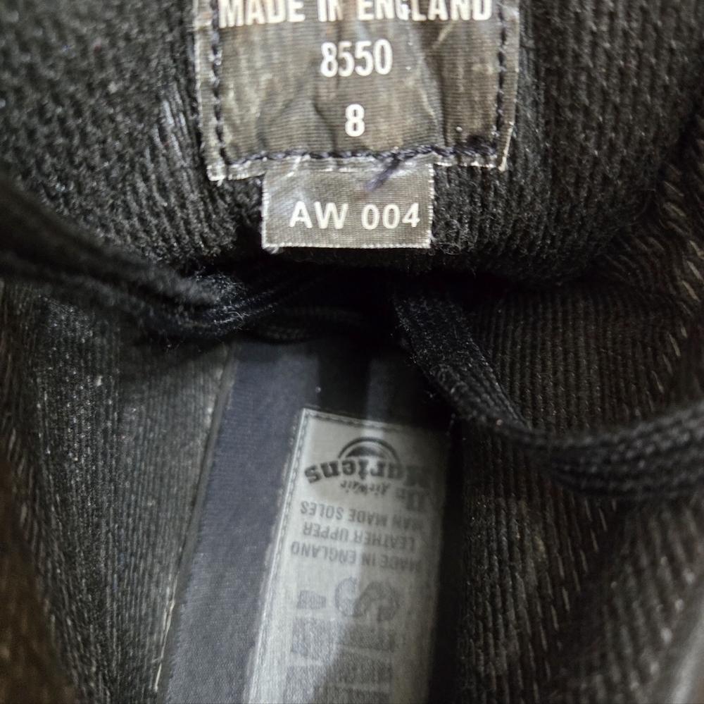 Dr. Martens 8550 Black Leather Boots Size UK 8/US 10 Chunky England 90s Vintage - Picture 9 of 12